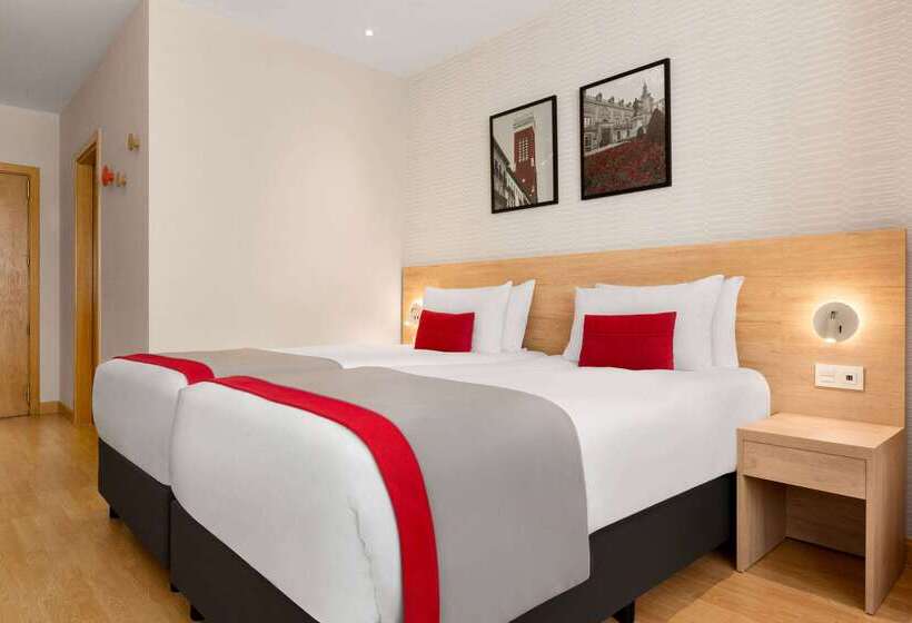 هتل Ramada By Wyndham Madrid Tres Cantos