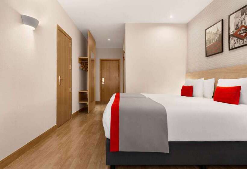 هتل Ramada By Wyndham Madrid Tres Cantos