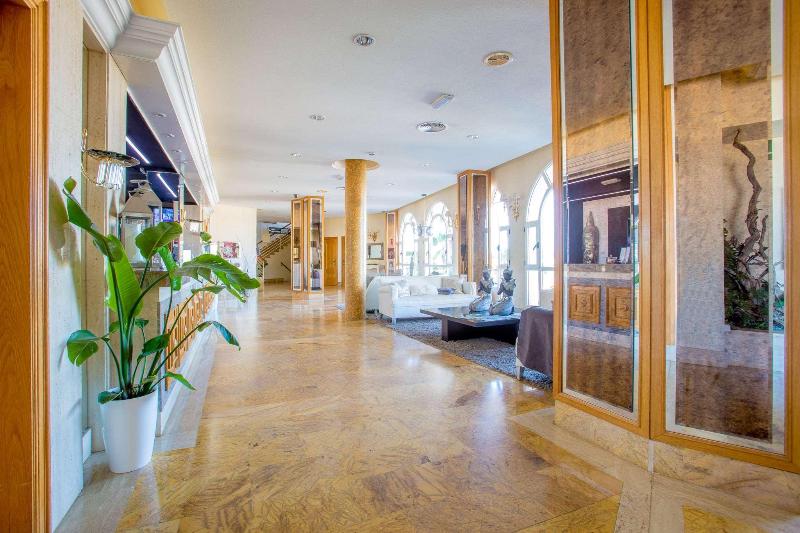 هتل Ramada Resort by Wyndham Puerto de Mazarron