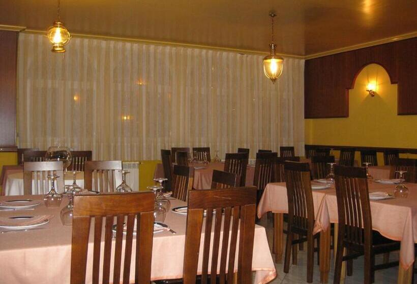 בית מלון כפרי Ramos