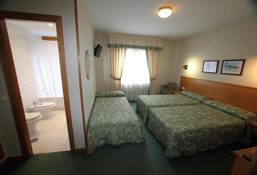 בית מלון כפרי Ramos