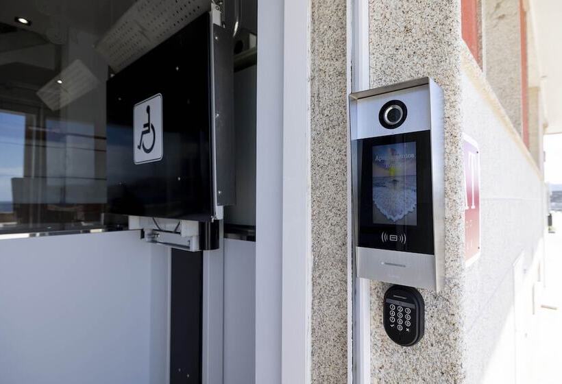 هتل Apartamentos Rotilio