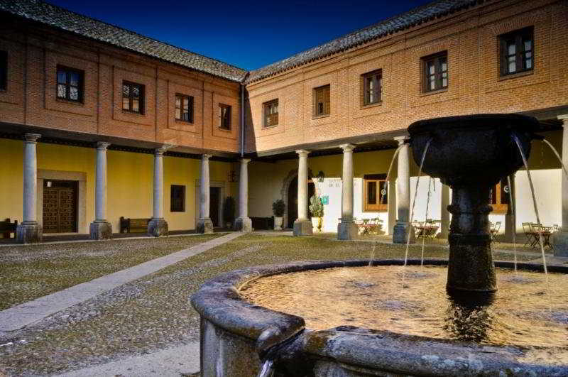 Отель Sheraton Santa María De El Paular