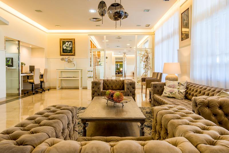 هتل Eurostars Louxo Talaso