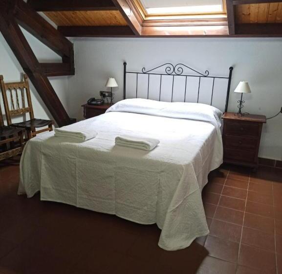 مسافرخانه Hosteria Real De Zamora