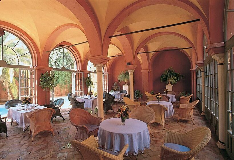 فندق Casa De Carmona