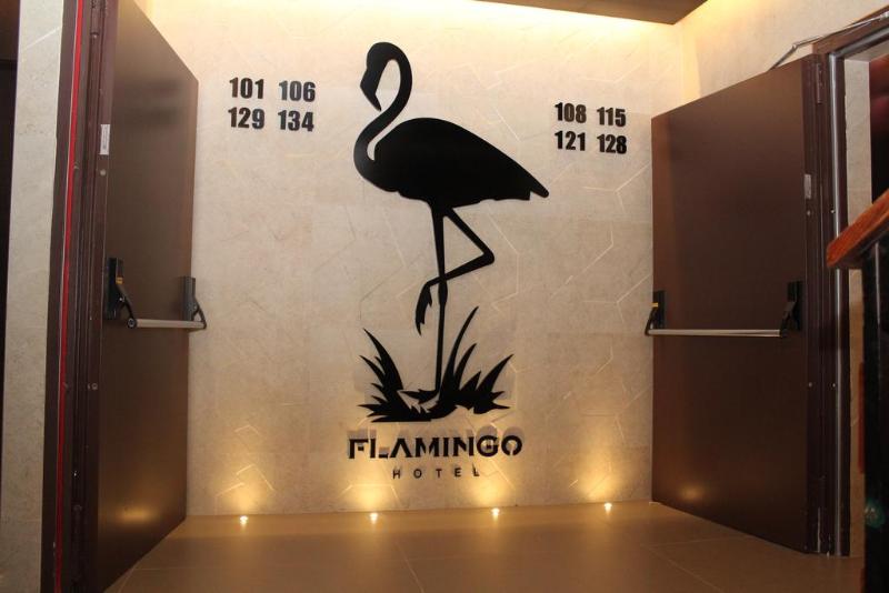 هتل Checkin Flamingo