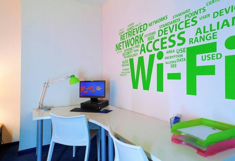 Fotos del hotel Ibis Styles Zaragoza Ramiro I:  14