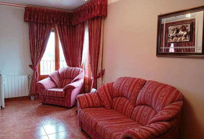هتل La Rueda 3000