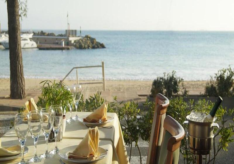 فندق Llafranch