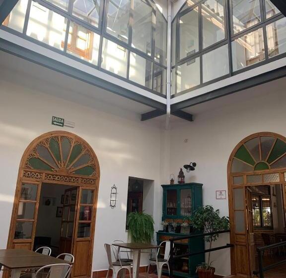 هتل روستایی Entreolivos