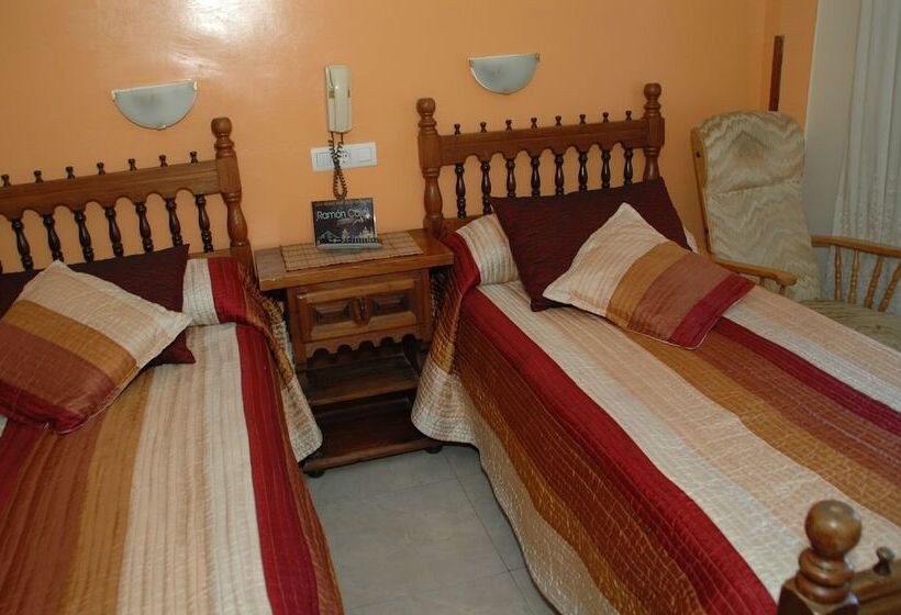 Hostal Ramon Y Cajal