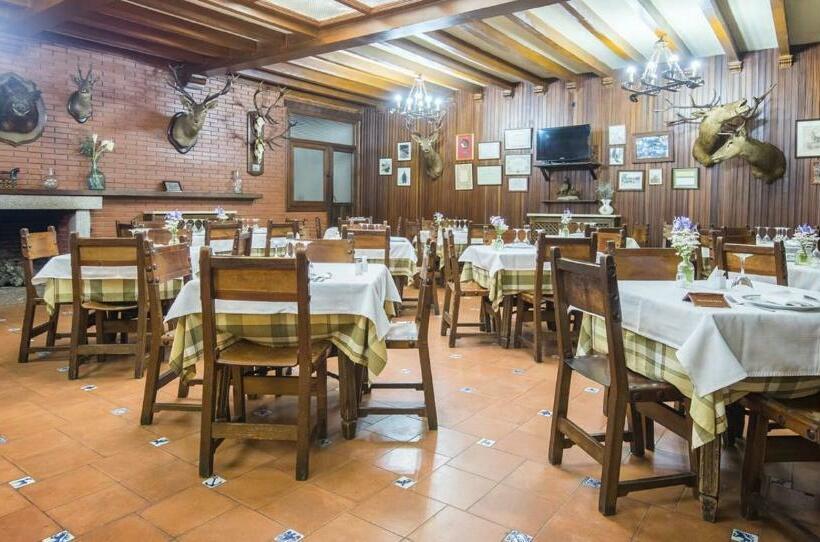 Отель Hostal Casa Apelio
