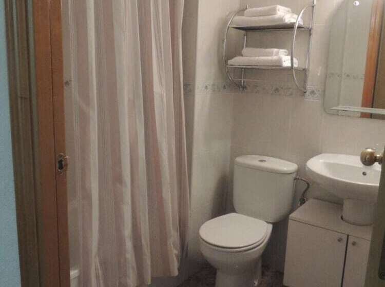 هتل Hostal Cumbre