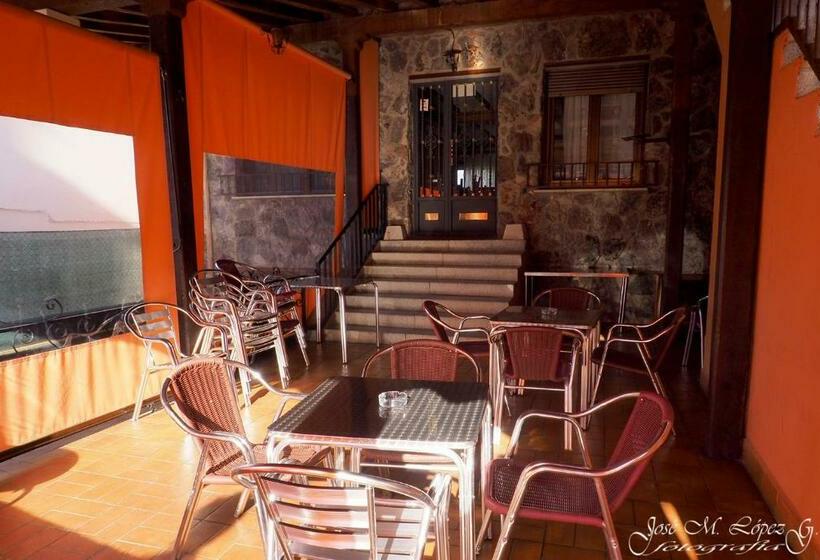 בית מלון כפרי Hostal Restaurante El Final