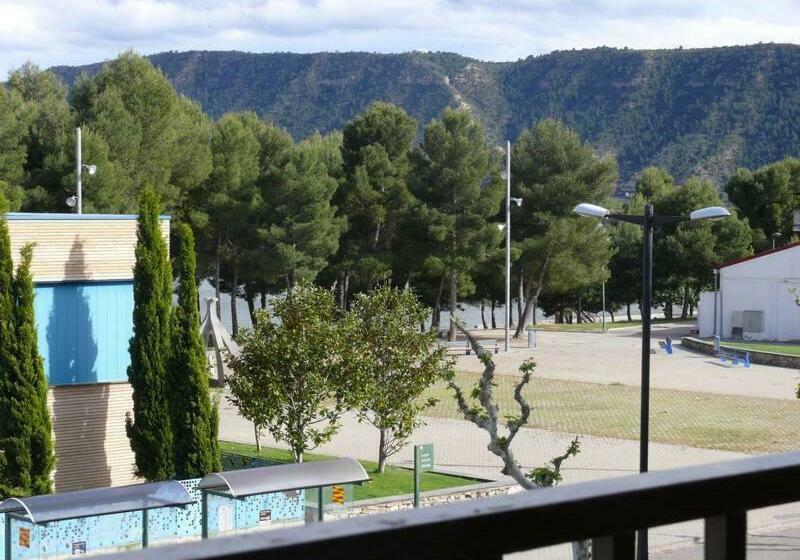 בית מלון כפרי Hostal Rodes