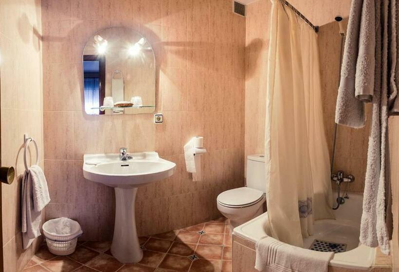 בית מלון כפרי Hostal Romi