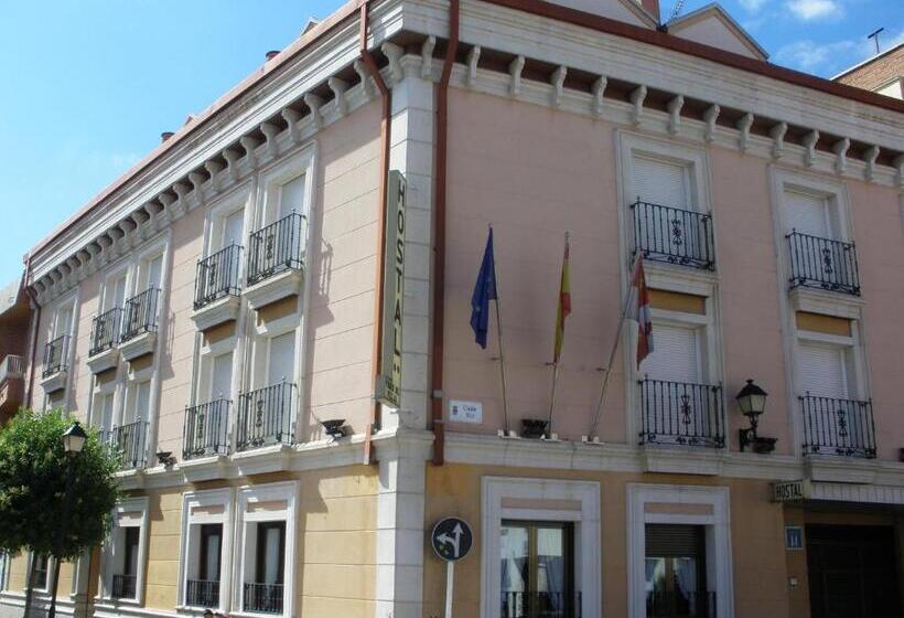 هتل Hostal Virgen Del Villar