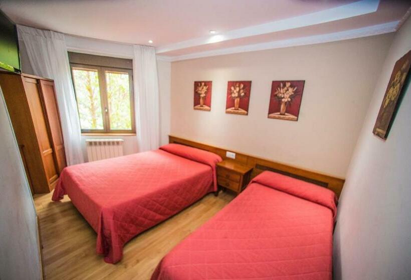 Hotel Hostal Vitorina