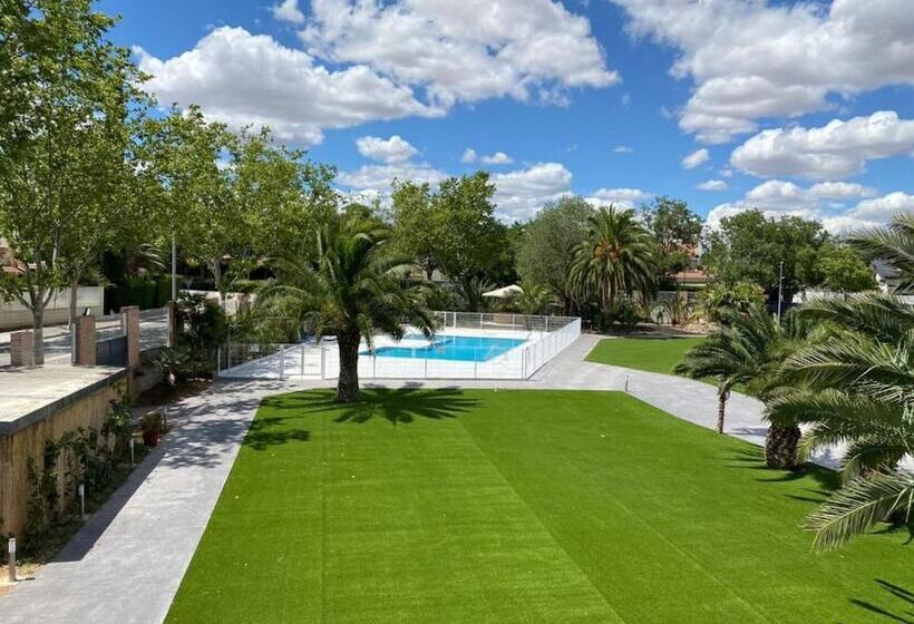هتل Parque Real