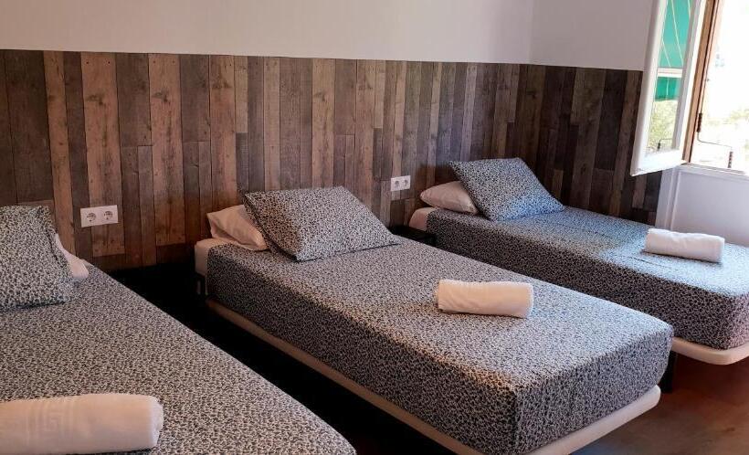 هتل Pensión La Estrella