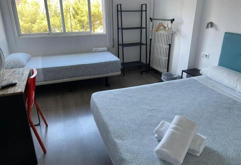 هتل Pensión La Estrella