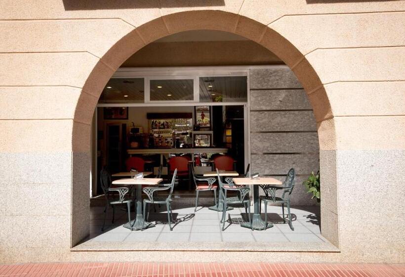 فندق Plaça