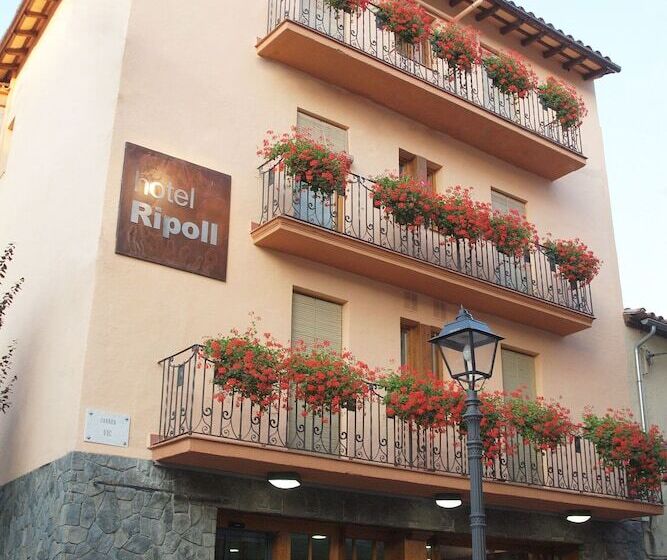 هتل Ripoll
