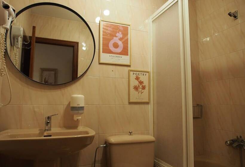 Hostal Remoña