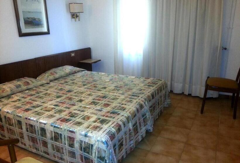 Hostal Del Sol