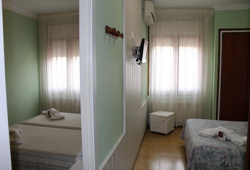 Hostal Fabrellas