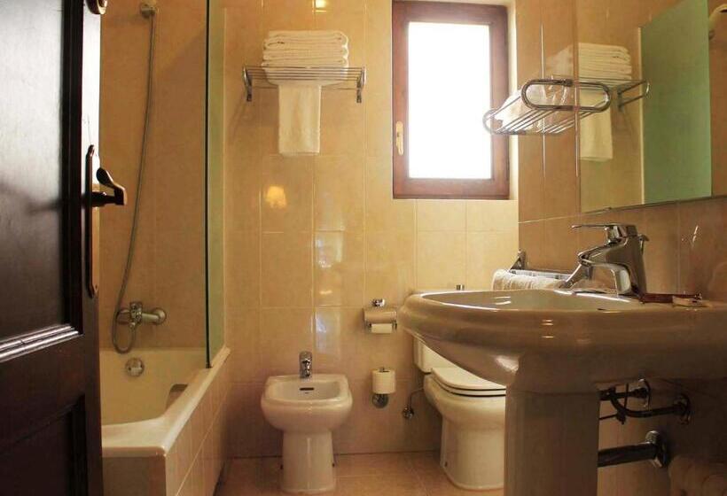 Hostal Rita Belvedere