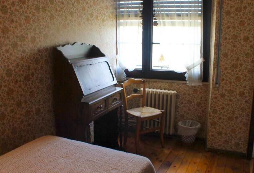Hostal Rita Belvedere