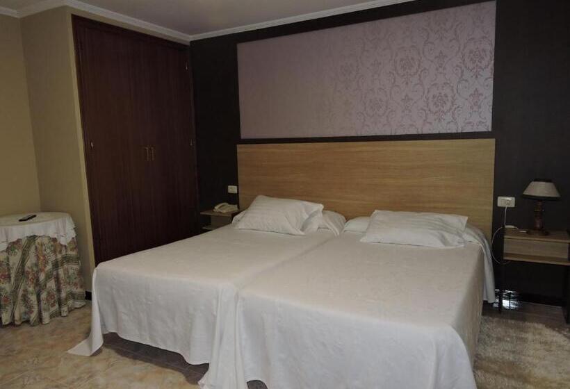 هتل Cruceiro Do Monte