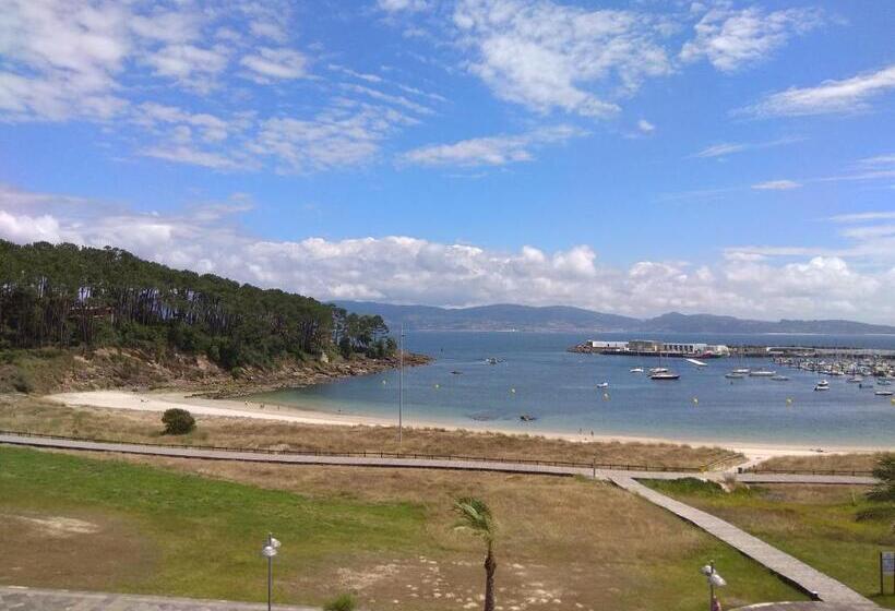 هتل Hostal Brisa Do Mar