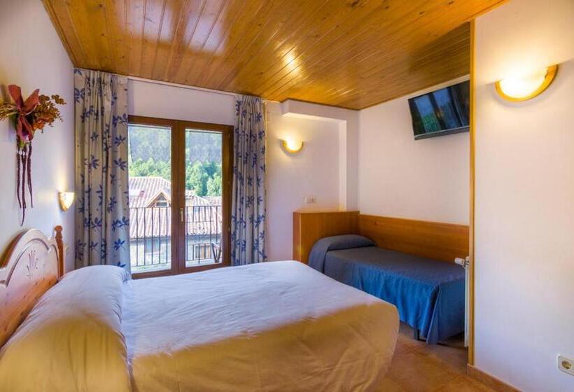 호텔 Hostal Cal Mestre