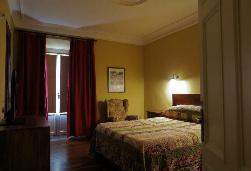 Szálloda Hostal Esmeralda