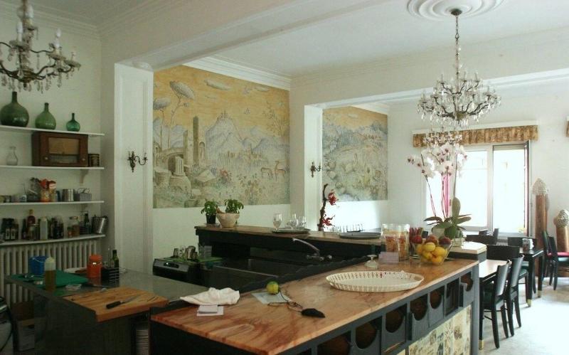 هتل Hostal Montsoliu