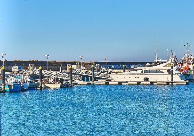 فندق Hostal Restaurante La Nina