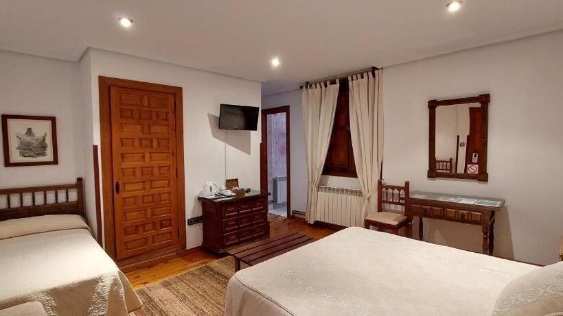 בית מלון כפרי Hosteria Picos De Europa