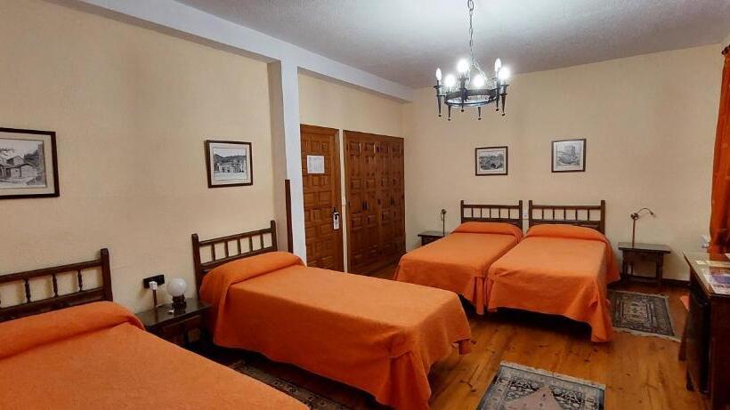 בית מלון כפרי Hosteria Picos De Europa