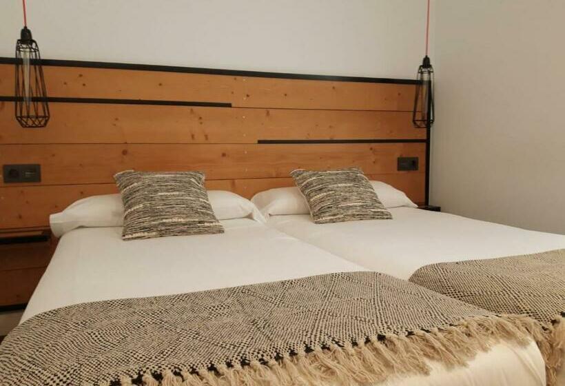 Otel Pension La Perla
