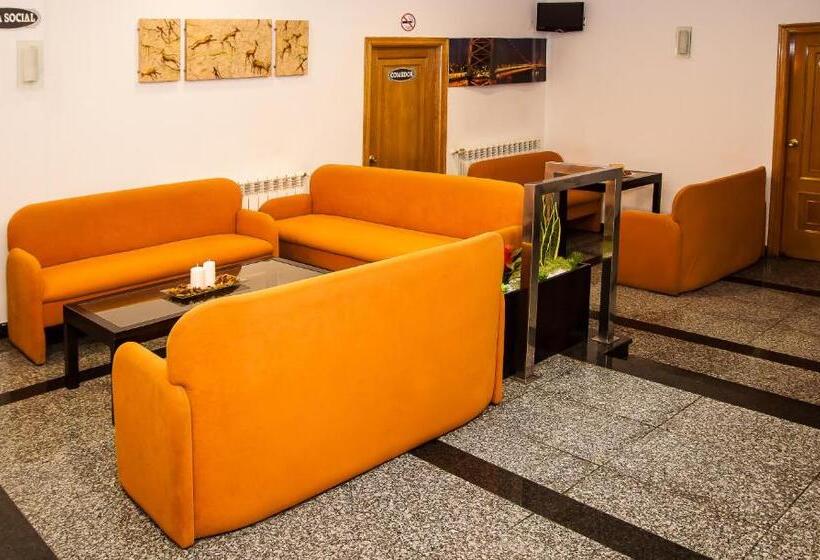 هتل Restaurante Xaneiro