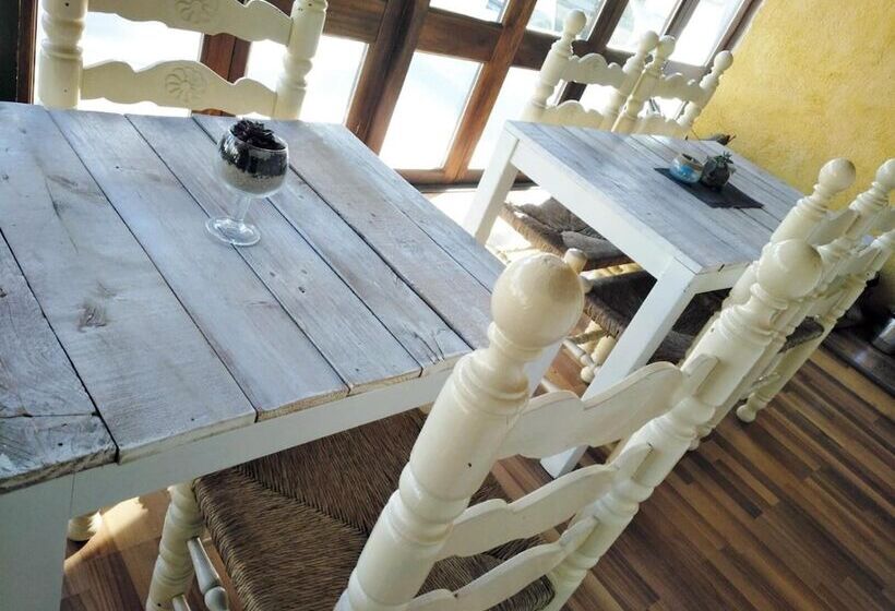 مسافرخانه Zhimbad B&b By The Sea