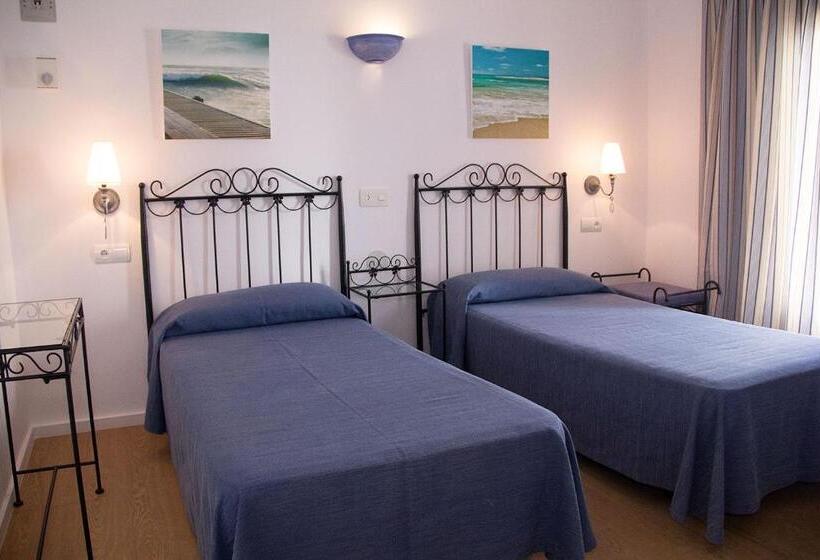 هتل Hostal Alemania