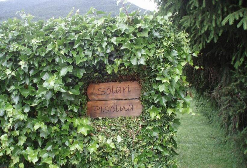 هتل Hostal Cal Batista