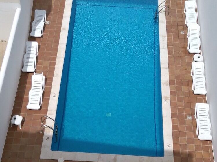 فندق Hostal Horizonte