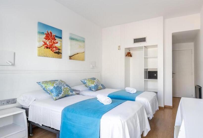 هتل Hostal Neptuno