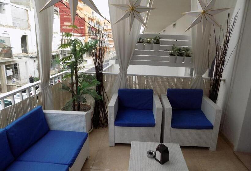 ホテル Hostal Villa Maruja