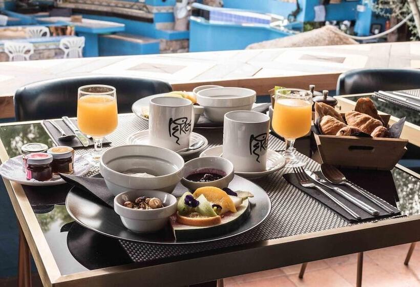 Fotos del hotel Pikes Ibiza:  11